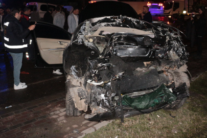 Şırnak'ta freni boşalan vinç 6 araca çarptı: 7 yaralı