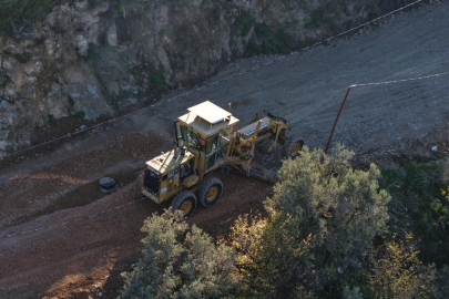 Bursa Gemlik’te yol çalışmaları devam ediyor