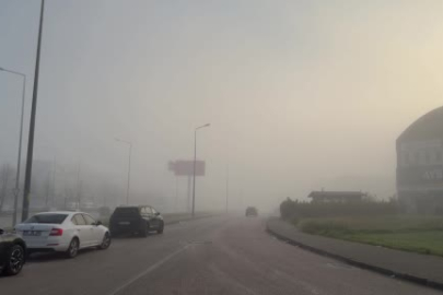Bursa-Balıkesir yolunda yoğun sis etkili oldu