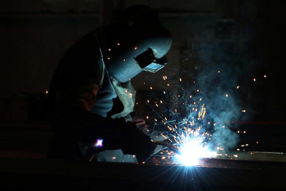 Çalışan sayısını koruyan işletmelere kişi başı 3500 lira destek sağlanacak