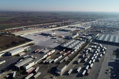 Kapıkule Gümrük Kapısı'nda ticari araç geçişinde tarihi rekor