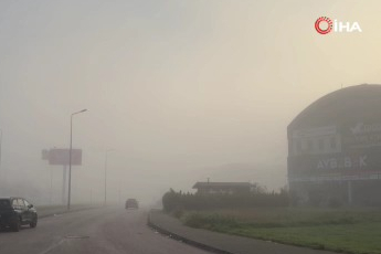 Bursa-Balıkesir yolunda yoğun sis etkili oldu