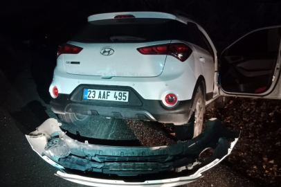 Bingöl'de iki otomobilin çarpıştığı kazada 4 kişi yaralandı