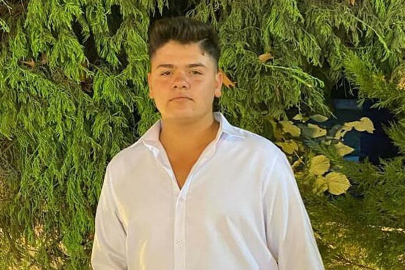 İzmir'de uygulamadan kaçarken otomobiliyle motosiklete çarptı: 1 ölü, 1 yaralı