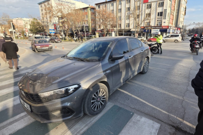 Kütahya'da otomobil ile motosiklet çarpıştı: 1 yaralı