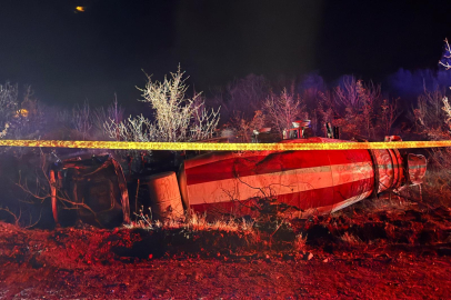 Malatya'da devrilen beton mikserinin sürücüsü hayatını kaybetti
