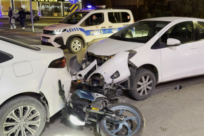 Aksaray'da 4 araçlı zincirleme kaza