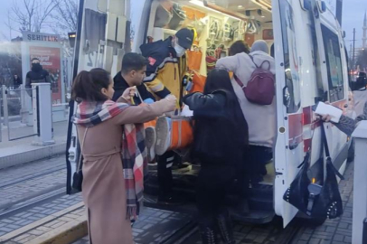 Eskişehir'de liselilerin kavgası kanlı bitti: 1 yaralı, çok sayıda darp