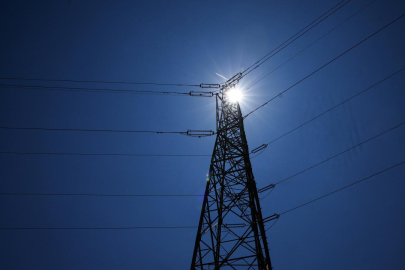 Elektrikte serbest tüketici limiti yeniden belirlendi