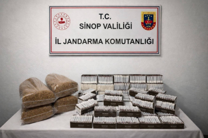 Sinop'ta kaçak tütün operasyonu: 20 kilo tütün, 10 bin adet makaron ele geçirildi