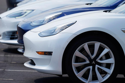 ABD'de Tesla Model 3'ün acil durum kapı açma mekanizmasıyla ilgili inceleme başlatıldı