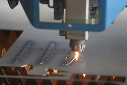 Meslek liseliler kendi markalarıyla tescilli Bursa bıçağı üretiyor