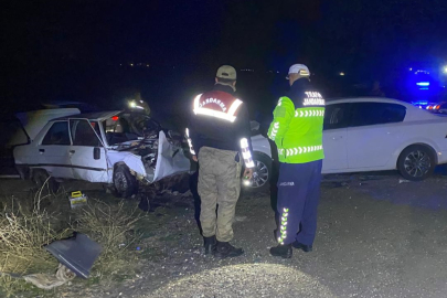 Şanlıurfa'da iki otomobilin çarpıştığı kazada 7 kişi yaralandı