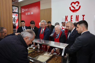 Bursa'da dayanışmanın sofrası büyüyor: Bir kent lokantası daha