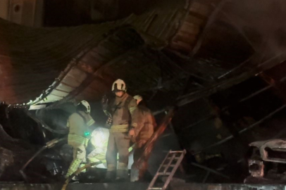 İstanbul Başakşehir Atatürk Oto Sanayi Sitesi'nde korkutan yangın