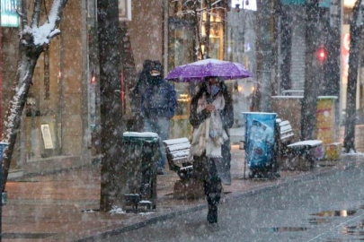 İstanbul Valiliği'nden soğuk hava, sağanak ve kar uyarısı! Hafta sonuna dikkat...