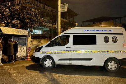 İzmir'de eve giren hırsızların bıçakladığı kişi öldü