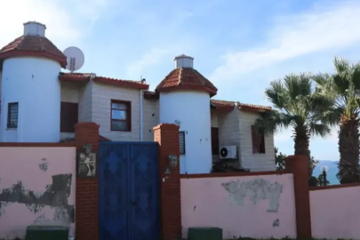 Kayahan'ın köşkü satışa çıkarıldı! İstenen rakam dudak uçuklattı