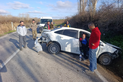Kırklareli Pınarhisar'da trafik kazası: 2 yaralı