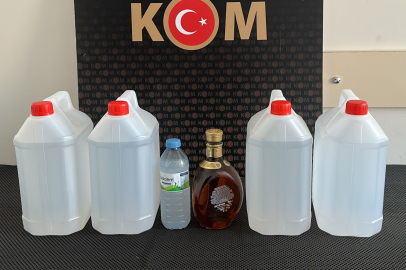 Kırşehir'de yılbaşı öncesi kaçak alkol operasyonu: 20 litre etil alkol ele geçirildi