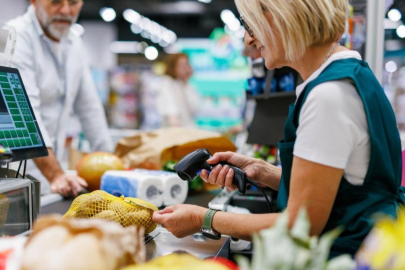 Marketler pazar günü kapanacak mı? Tartışma sürüyor! 'Ortak karar yok'