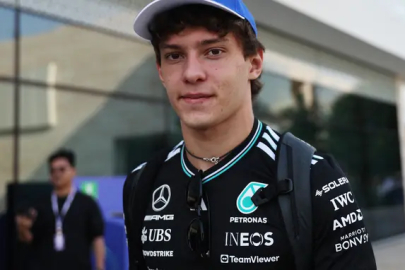 Mercedes'ten Antonelli kararı