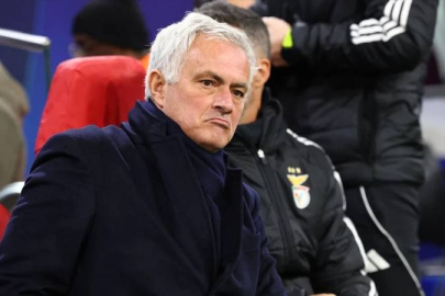 Jose Mourinho forvet istiyor