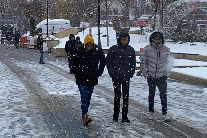 Bolu’da kar fırtınası hayatı olumsuz etkiledi