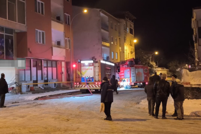 Erzurum Uzundere’de çatı katı yangını korkuttu