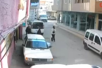 Bursa'da açık kapı facia getirdi! O anlar kameraya yansıdı...