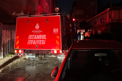 İstanbul Fatih’te 5 katlı binada yangın: 6 kişi dumandan etkilendi