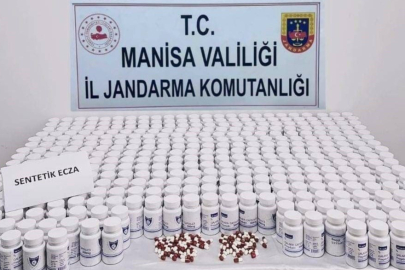 Manisa'da otoyolda 34 bin 890 hapla yakalandı