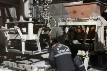 Burdur'da pres makinesine sıkışan işçi yaralandı