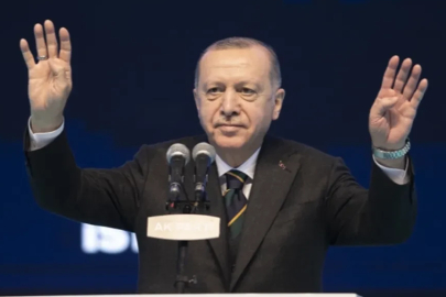 Cumhurbaşkanı Erdoğan AK Parti'nin üye sayısını açıklayıp tebrik etti