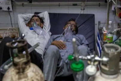 Hindistan'da içme suyunun kirlenmesi nedeniyle salgın çıktı: 10 kişi öldü