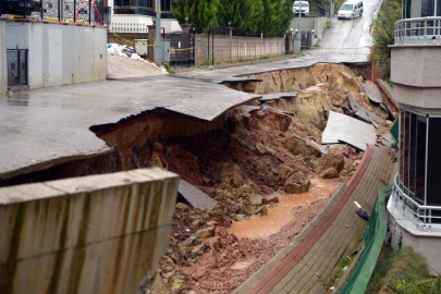 Kışa giren Bursa'da büyük tehlike! Meydana gelen çökmeler...