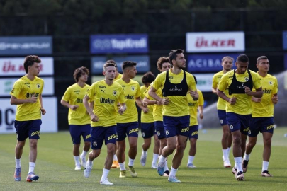 Fenerbahçe'de herkesi şaşırtan karar! Yıldız ismin lisansı askıya alınabilir...