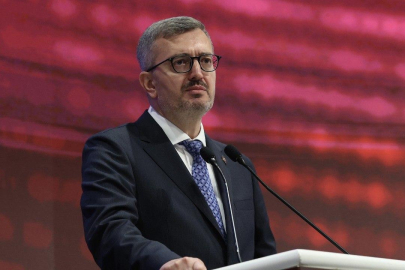 İletişim Başkanı Burhanettin Duran'dan Özgür Özel'e tepki