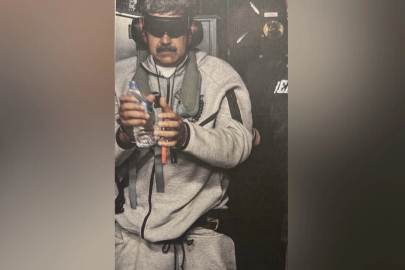 Trump kaçırılan Maduro'nun fotoğrafını paylaştı