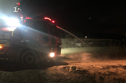 Burdur'da sazlık alanda yangın