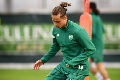 Eyüp Akcan Bursaspor’a hızlı adapte oldu!