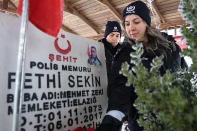 Şehit Fethi Sekin kabri başında anıldı