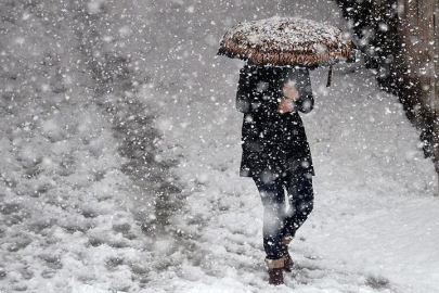 50 kentte kar alarmı: Kar yeniden kapıya dayandı! Hava 10 derece birden soğuyor...