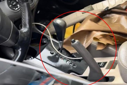 Elif Kumal'ın aracında dikkat çeken detaylar! Park konumu ve el freni...