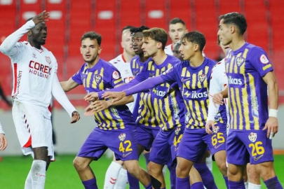 Eyüpspor'da büyük kıyım! Tam 7 futbolcu kadro dışı bırakıldı...