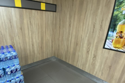 Günlerdir suları kesik olan Kastamonu'da marketlerdeki su da bitti!