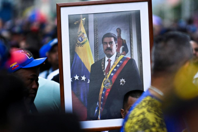 Venezuela'da başkanlık sarayı çevresinde silah sesleri duyuldu