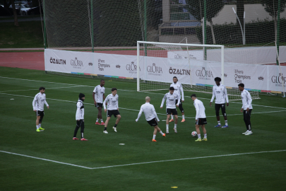 Beşiktaş, Antalya’daki kampında hazırlıklarını sürdürüyor