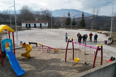 Bursa İnegöl Sarıpınar Mahallesi'ne yeni meydan