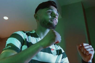 Bursaspor yeni transferini resmen açıkladı!